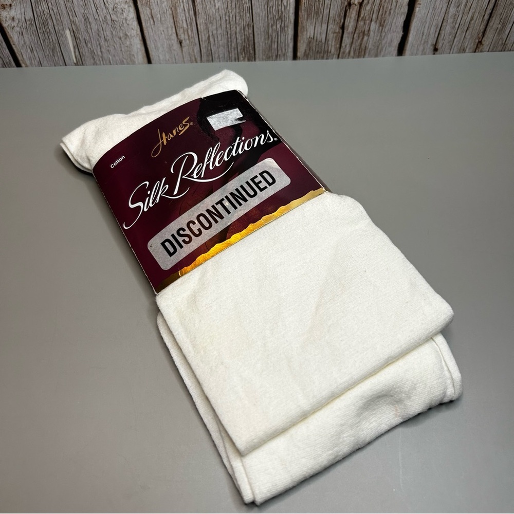Hanes Silk Reflections White Hosiery Size Small